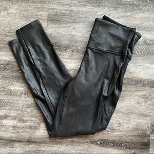 Spanx Faux Leather Leggings Size Medium Petite